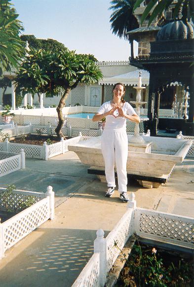 E*An*Na doing Diamond